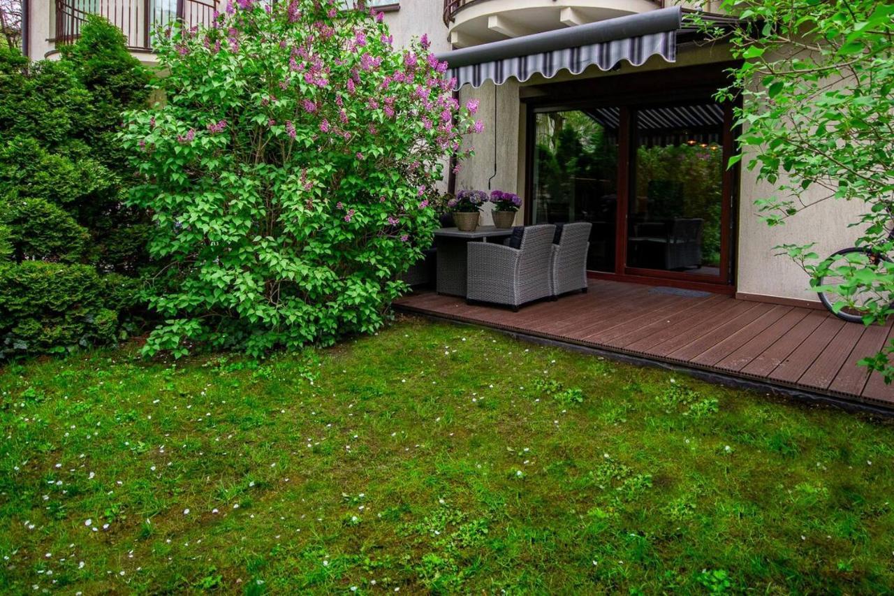 Inpoint 2-Bedrooms Apartment With Private Garden And Free Parking Krakau Exterior foto